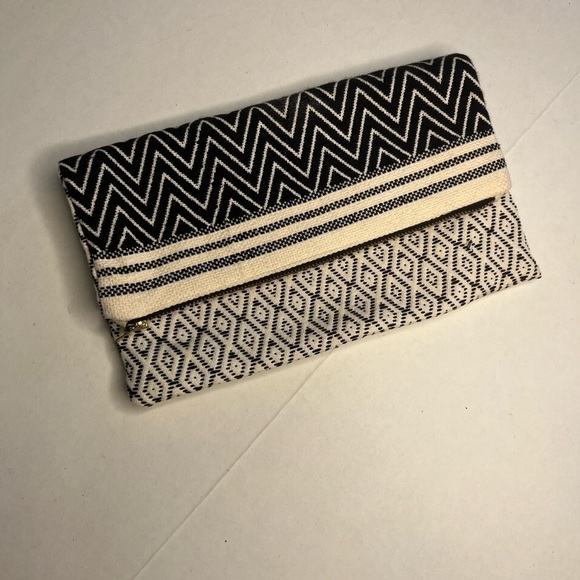 Tribe Alive Foldover Clutch Atitlan Brocade - NWOT - Picture 6 of 6